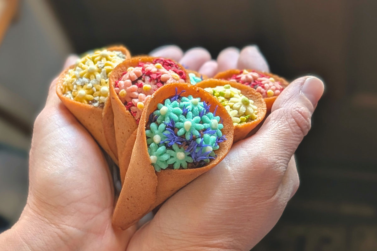 まるで小さなブーケのよう！サクッと食感と濃厚な味わいの可愛すぎる焼き菓子「Atelier Hoshino Umi（アトリエ ホシノウミ）」（南城市）