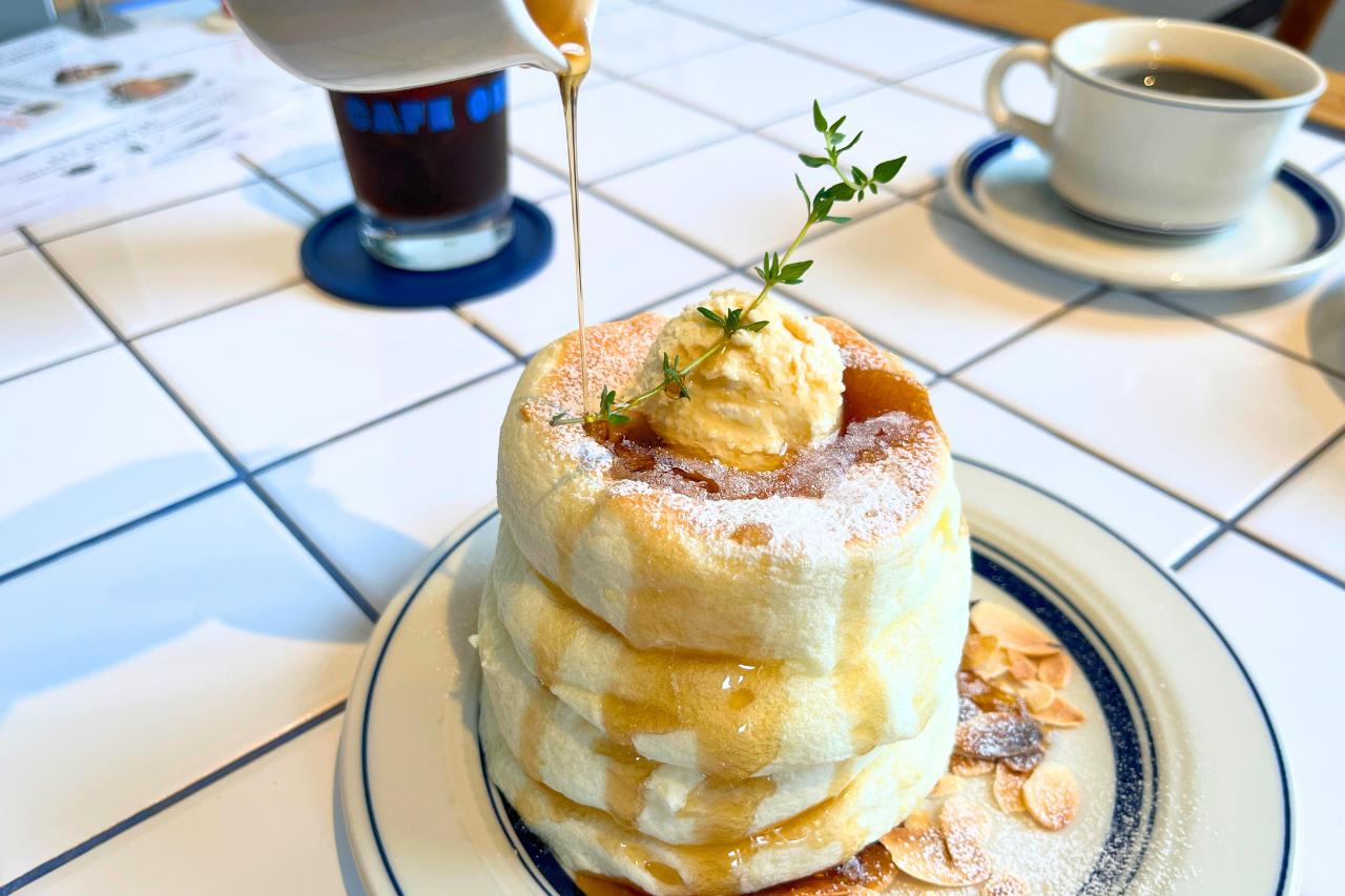 ふわふわパンケーキで朝から幸せ気分！米粉×グルテンフリーが魅力の「COCOROAR CAFE（ココロアカフェ）」（浦添市）