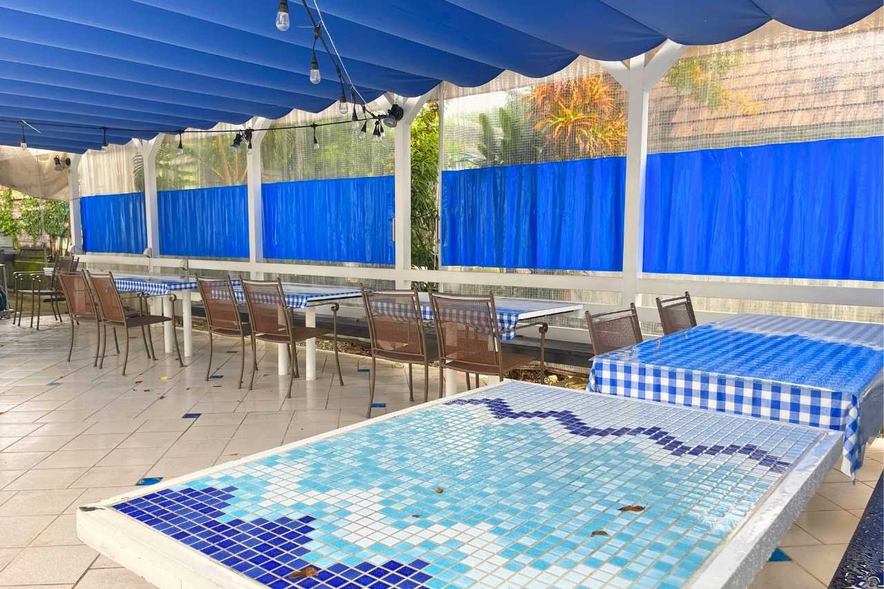 ふわふわパンケーキで朝から幸せ気分！米粉×グルテンフリーが魅力の「COCOROAR CAFE（ココロアカフェ）」（浦添市）