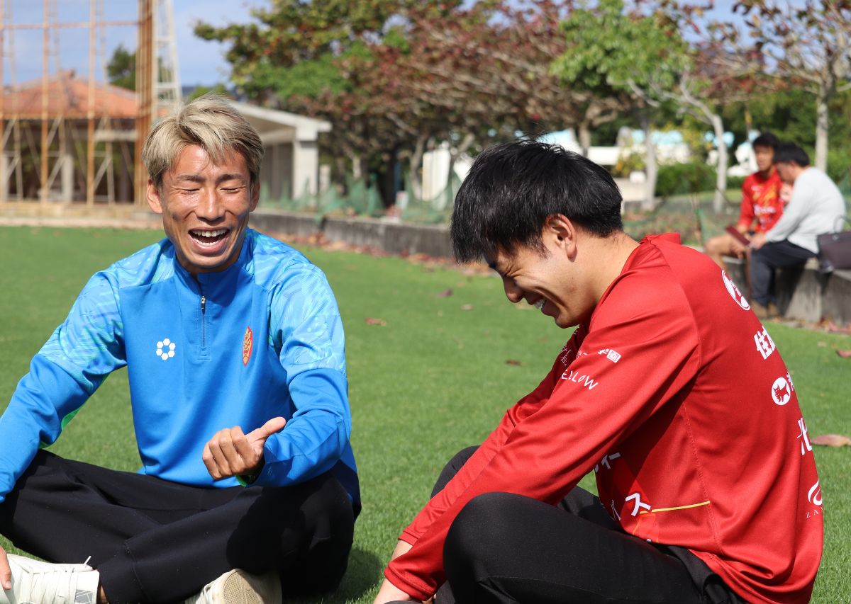 【ベンガラの誇り集結！FC琉球 選手名鑑2026】Wハヤト特別対談！浅川隼人×堀内颯人 奈良クラブ時代のホットラインが沖縄で復活！