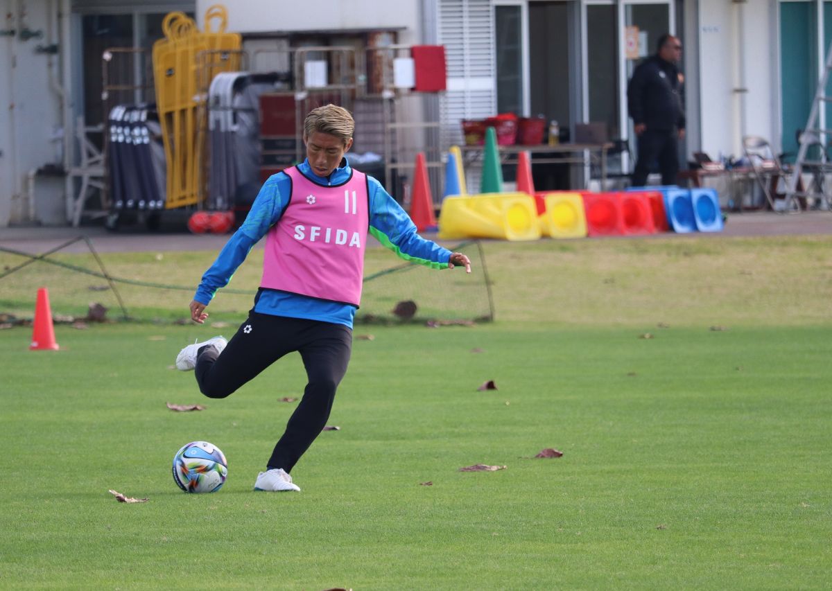 【ベンガラの誇り集結！FC琉球 選手名鑑2026】Wハヤト特別対談！浅川隼人×堀内颯人 奈良クラブ時代のホットラインが沖縄で復活！