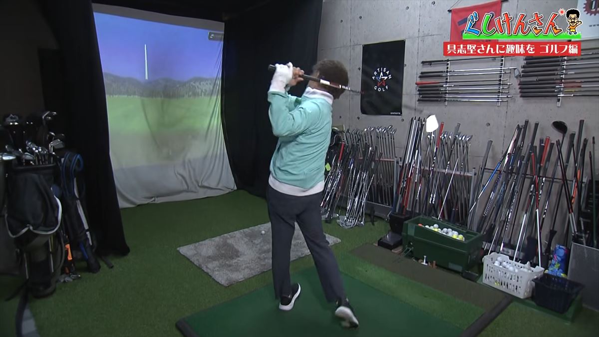「対決のために準備してきた！」元世界チャンピオン具志堅用高が小学生チャンピオンとゴルフで真剣対決！【ぐしけんさん】