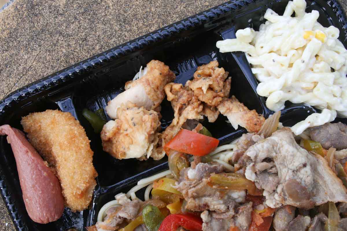 「今日はがっつり食べたい」を120%叶える！量も味も規格外な「キロ弁 那覇店」で体験するおよそ1キログラムの圧倒的満足感（那覇市）