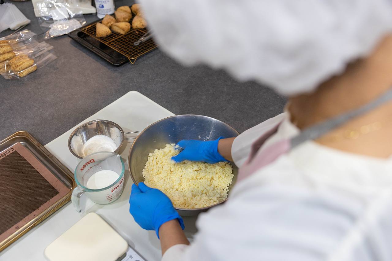 自由な発想で約50種類のスコーン！何でもない日に寄り添う「sconto megumi」（八重瀬町）