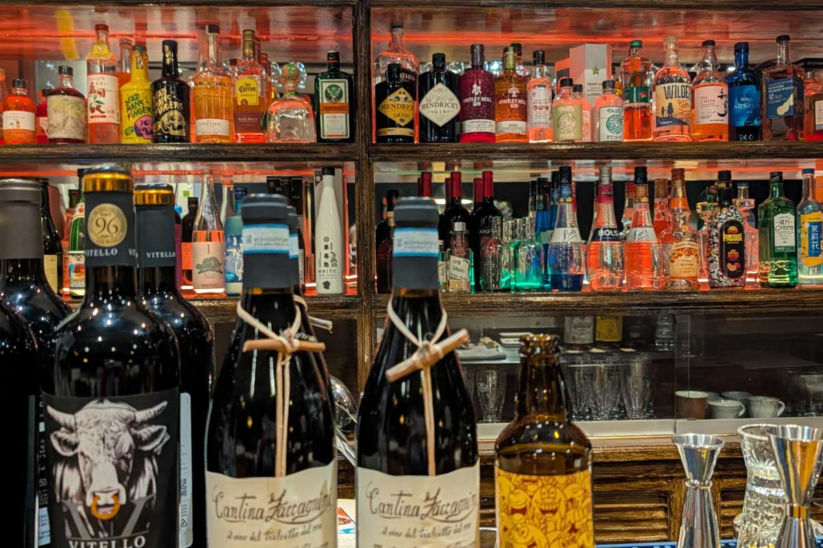 「これが熊の肉……美味い！」熊・鹿・猪肉が味わえる驚きの食体験！ジビエ料理専門店「THE LAB」（沖縄市）