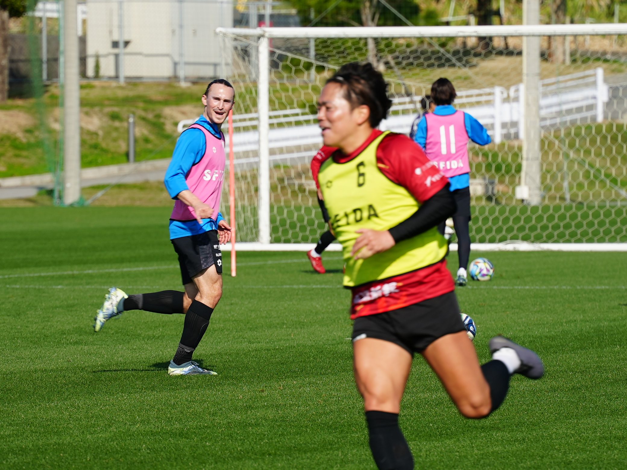 【ベンガラの誇り集結！FC琉球 選手名鑑2026】「また一花咲かせたい」結果で応える覚悟 FW高木大輔