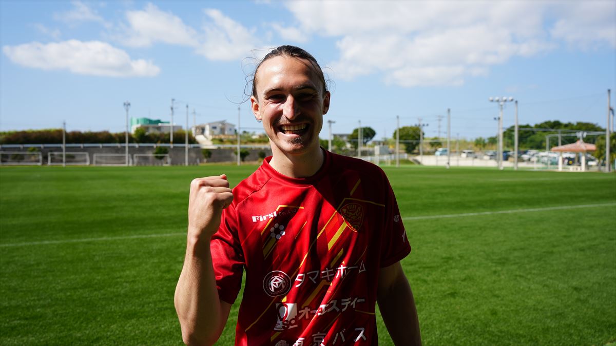 FC琉球全力応援企画！Youは何しに琉球へ！？カル・ジェニングス選手に植草アナが独占突撃インタビュー！
