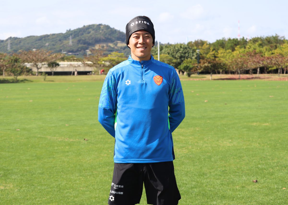 【ベンガラの誇り集結！FC琉球 選手名鑑2026】開幕戦で示した存在感 新加入ストライカーFW上野瑶介