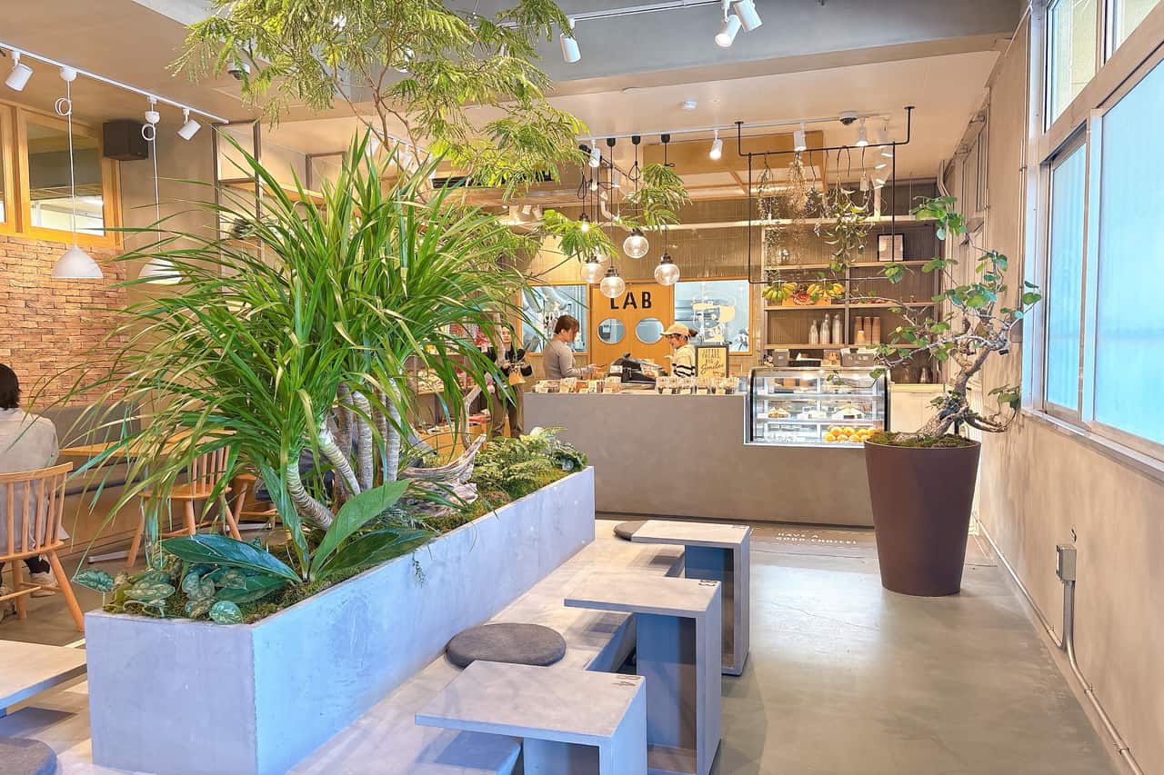 もう行った！？珍品堂が新たな挑戦！工場の倉庫を改装してできた「KOJO CAFE」がOPEN（糸満市）