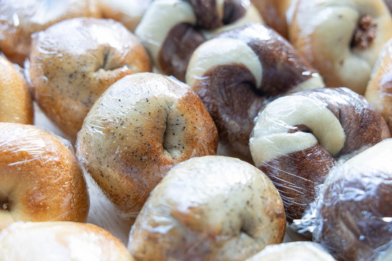 “人生最後の休み”に技術を取得！週1日だけ限定数約150個のベーグル屋さん「Lana Pono」（糸満市）