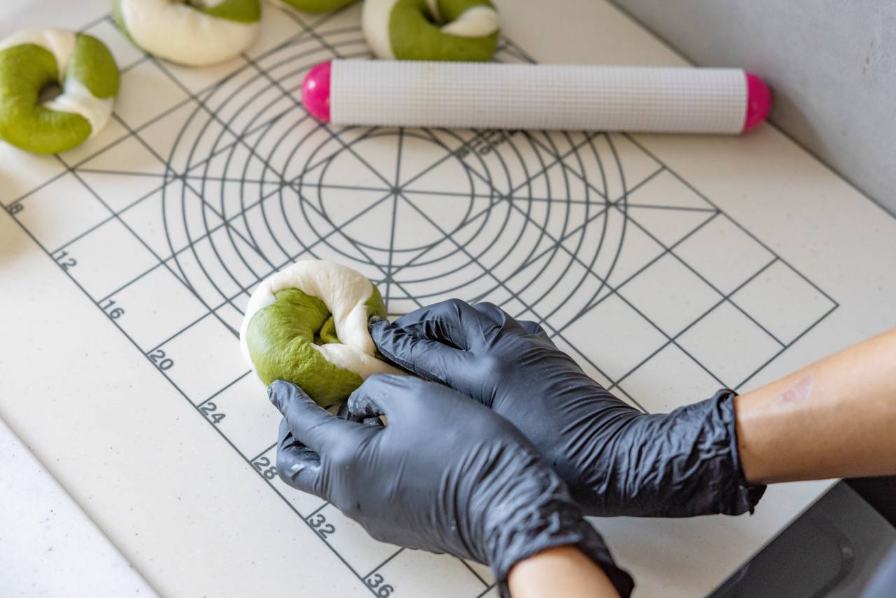 “人生最後の休み”に技術を取得！週1日だけ限定数約150個のベーグル屋さん「Lana Pono」（糸満市）