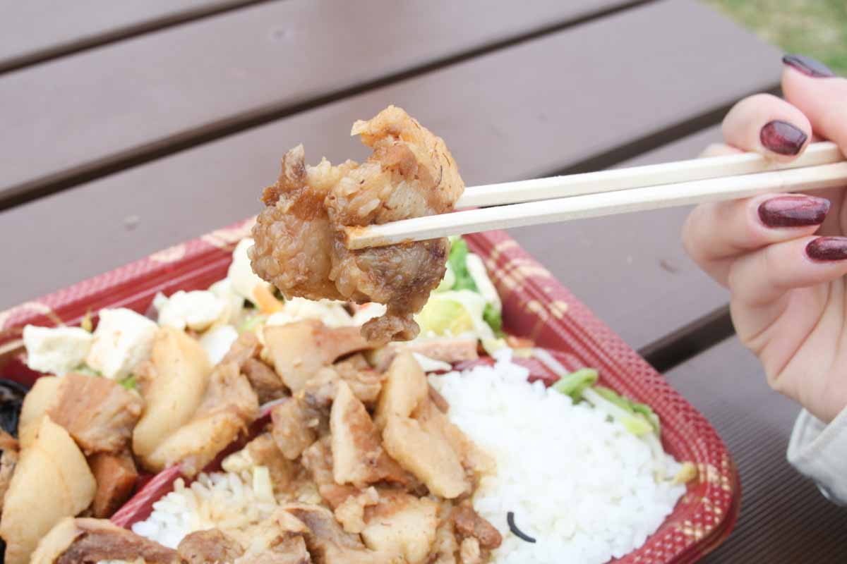 これぞ“うちなー弁当”の真骨頂！居酒屋「二号線」のガッツリ＆濃いめお弁当で元気をチャージしよう（那覇市）