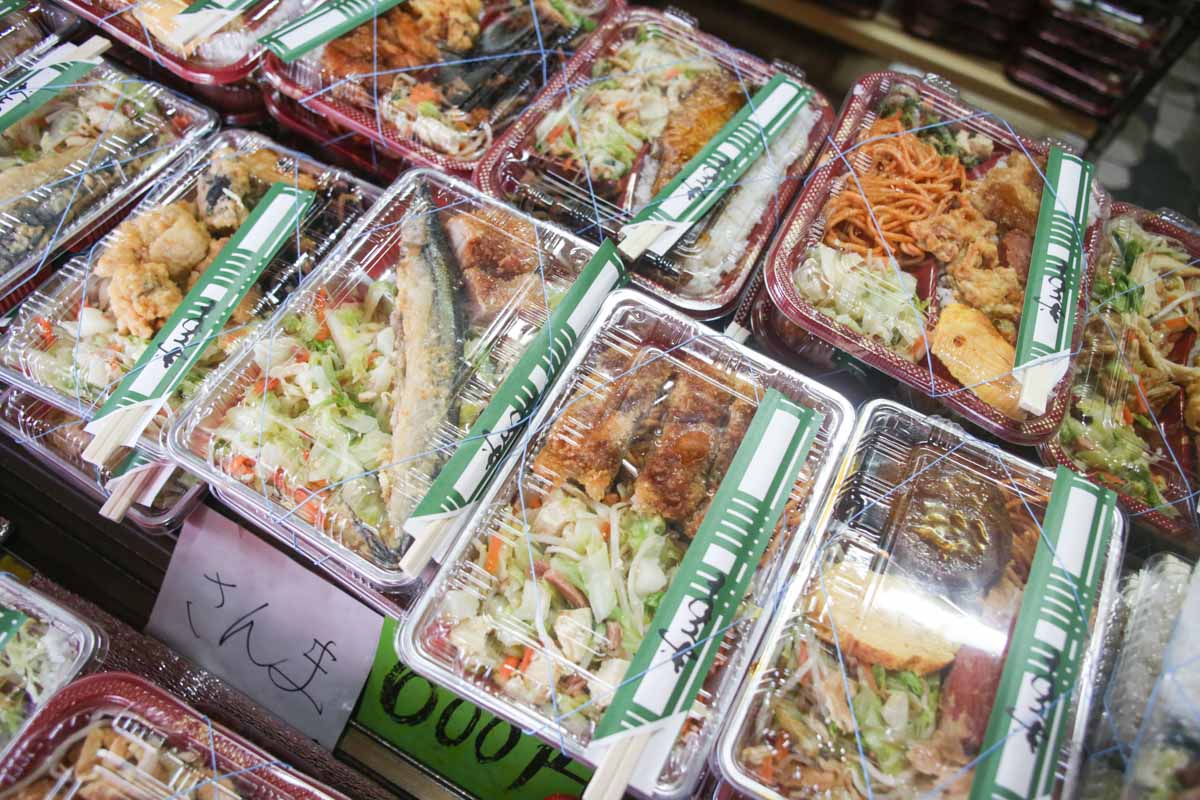 これぞ“うちなー弁当”の真骨頂！居酒屋「二号線」のガッツリ＆濃いめお弁当で元気をチャージしよう（那覇市）