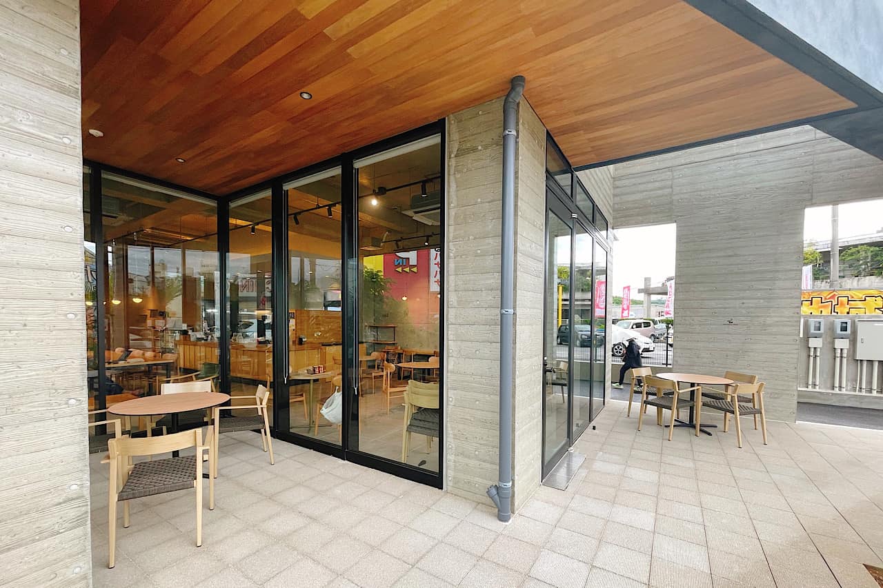 おむすびを味わい、ひと息つきたいときに。コーヒーと楽しめるカフェ「OMUSUBI COFFEE（オムスビコーヒー）」（南風原町）