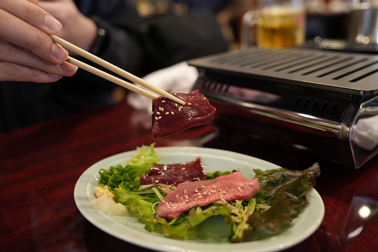 栃木発・昭和の”町焼肉”が沖縄へ初上陸！タイムスリップ焼肉『焼肉・スタミナ料理 あきた苑』（那覇市）