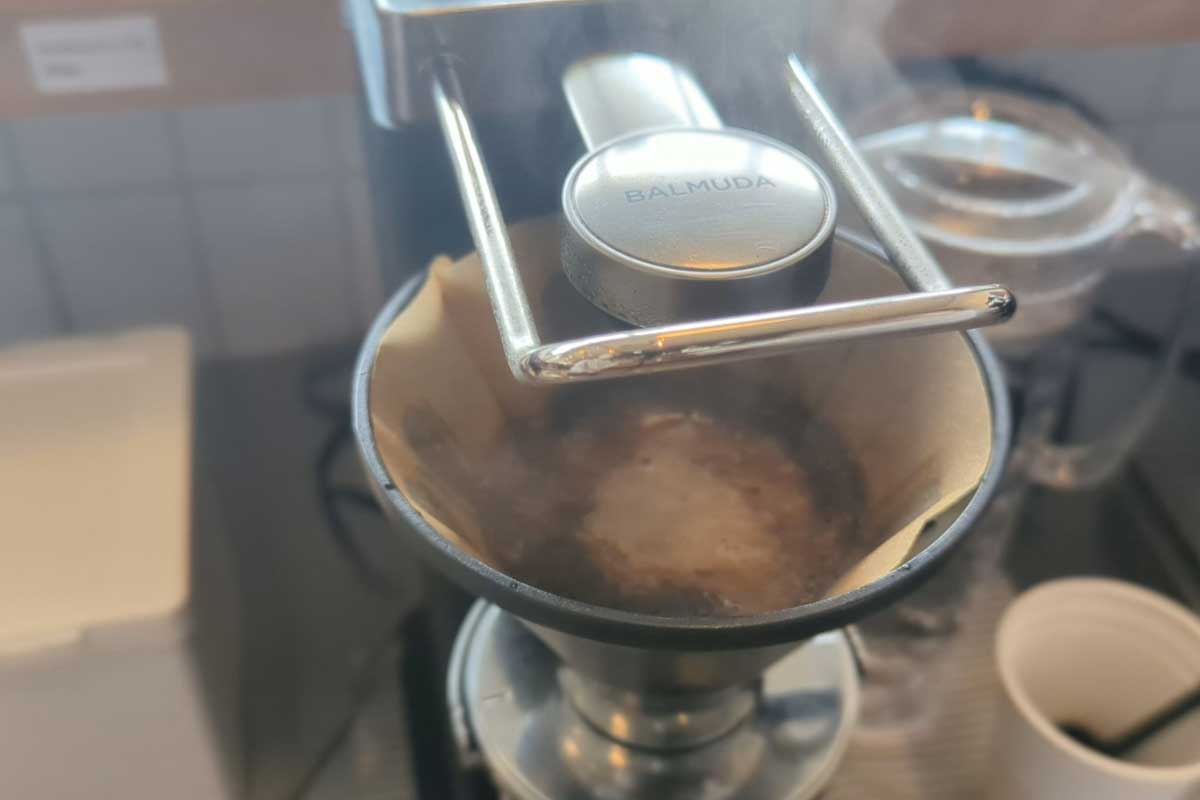 島の素材と“うれしい”の循環。五感で味わう至福のカフェタイム「ペストリーうんてん」（豊見城市）