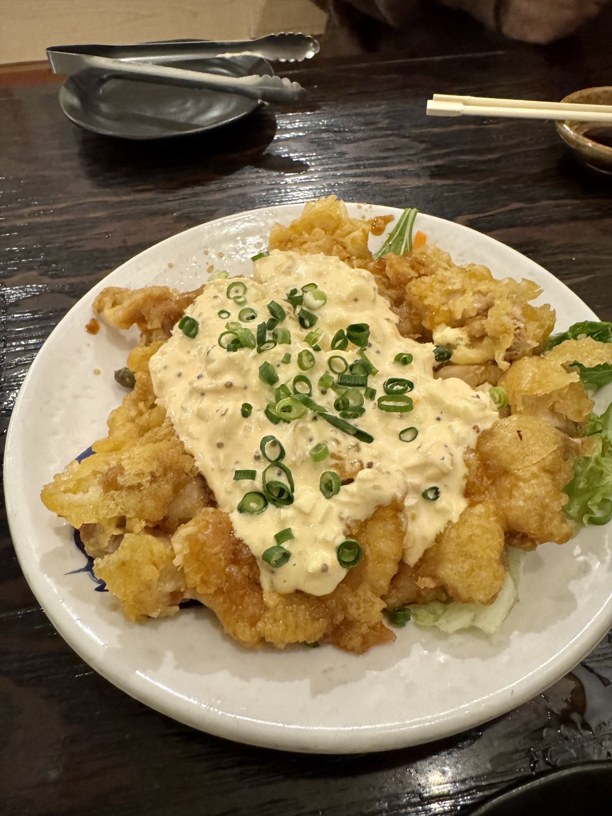 １人１チキン南蛮！赤ちょうちんが“飲め”と語りかけてく る店〜那覇市寄宮「だいごみ屋」～キャンヒロユキの「とー、飲み歩きやってみよう」〜