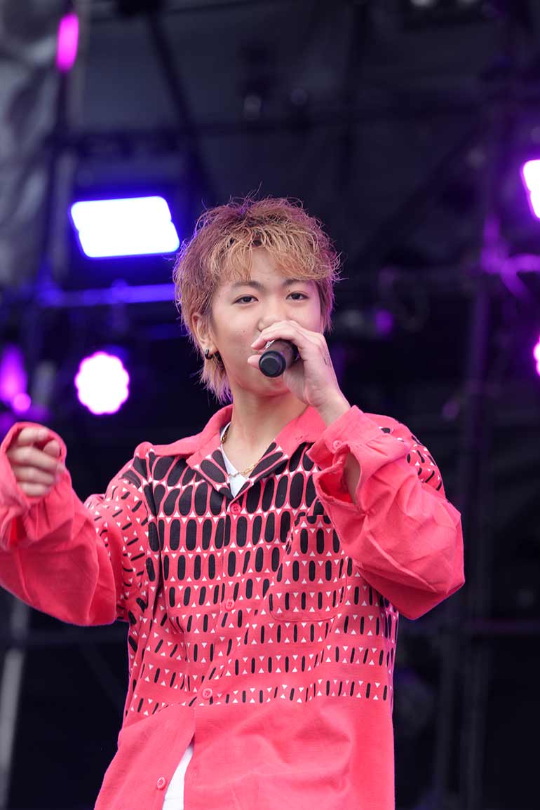 未来を担う若き才能の歌声”Neil”「HY SKY Fes 2026 & Special Night」DAY2のオープニングアクトを飾った