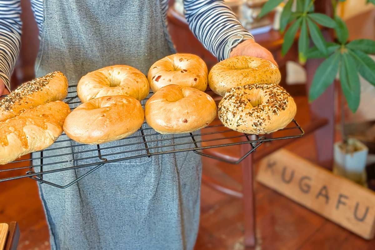 沖縄のおもてなし料理＆ハワイのマーケットで大人気の本格ベーグルを味わう「café 黄果報KUGAFU （クガフー）」（南城市）