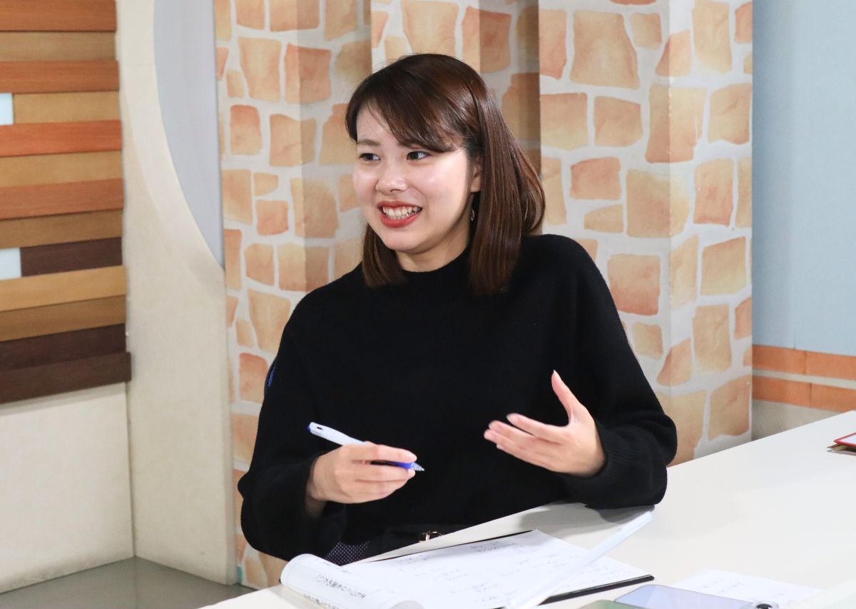 さよなら…山城記者 サッカーを愛した地方局記者の情熱 ！東京支社に育成型期限付き移籍！？【ベンガラの誇り集結！FC琉球 選手名鑑2026】