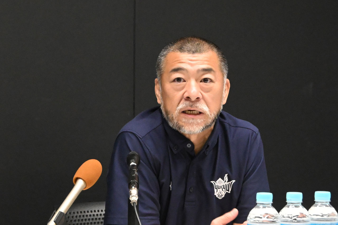 帰ってきた「キングスの桶谷大」HC兼任の“難しさと収穫”とは…小野寺祥太は日本代表戦から刺激、正念場の5試合へ