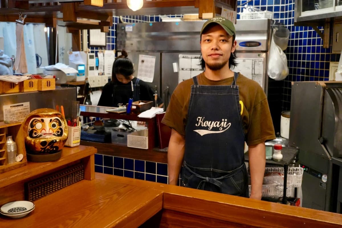 日本一のナポリタンがここに！“かなり安い”も嘘じゃない！うまい創作料理と遊び心にあふれる、大人のファミレス「飯ト寿小やじ」（那覇市）