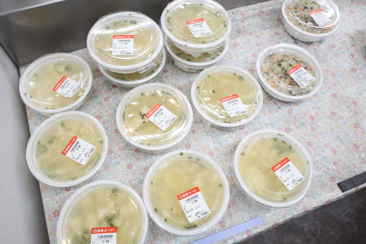 メインも副菜も絶品なうちなー弁当＆120円そば＆激安天ぷらに感動！地元民に愛される「宮城スーパー」の魅力（那覇市）