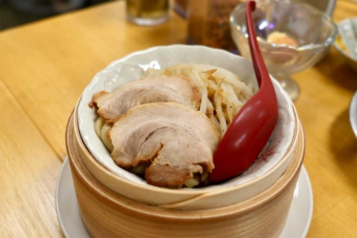 浮島通りに沖縄おでんの“4べろ”酒場がオープン！おでんに蒸し物、二郎まで！1600円で4品たっぷり楽しめる「うきしま屋」（那覇市）