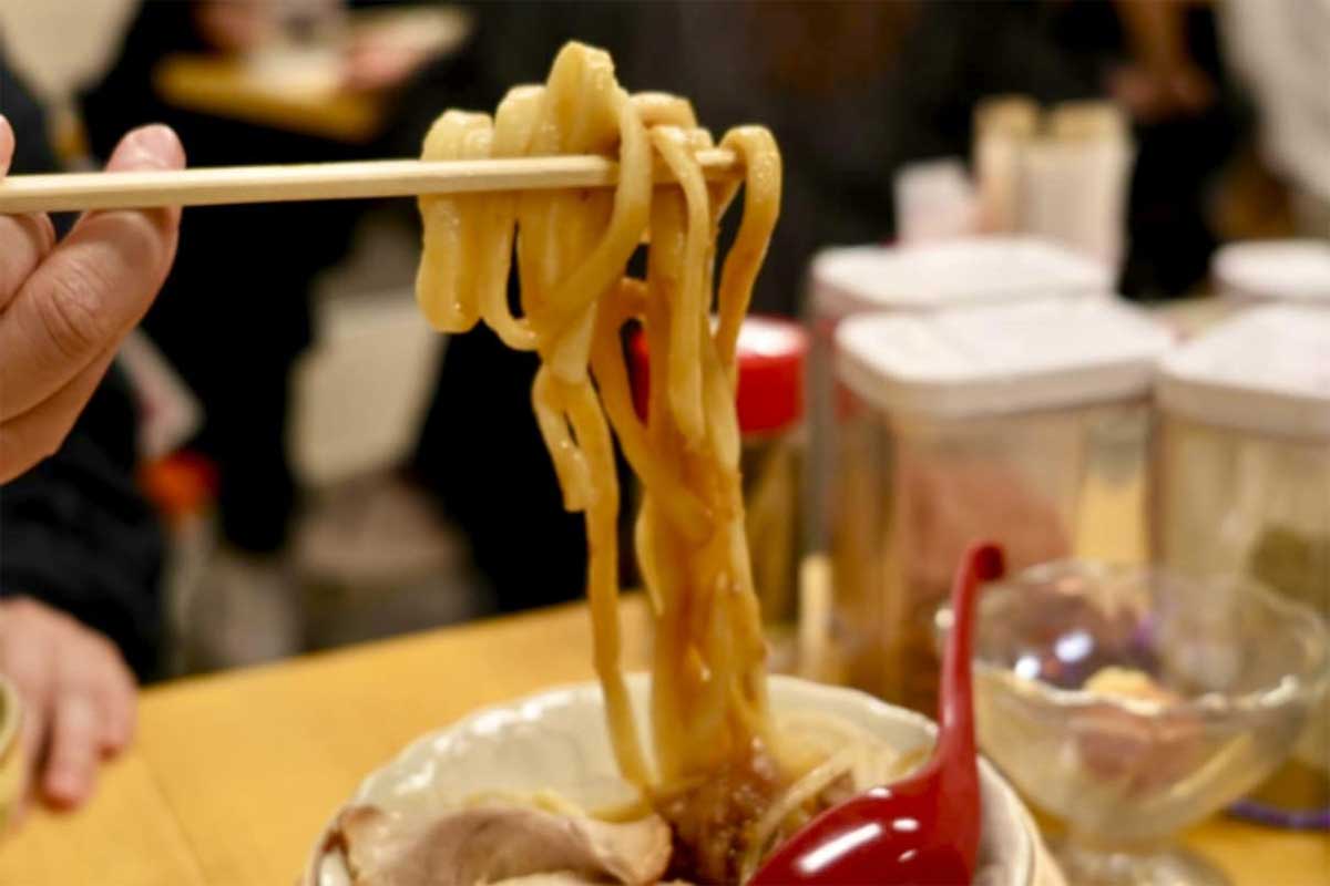 浮島通りに沖縄おでんの“4べろ”酒場がオープン！おでんに蒸し物、二郎まで！1600円で4品たっぷり楽しめる「うきしま屋」（那覇市）