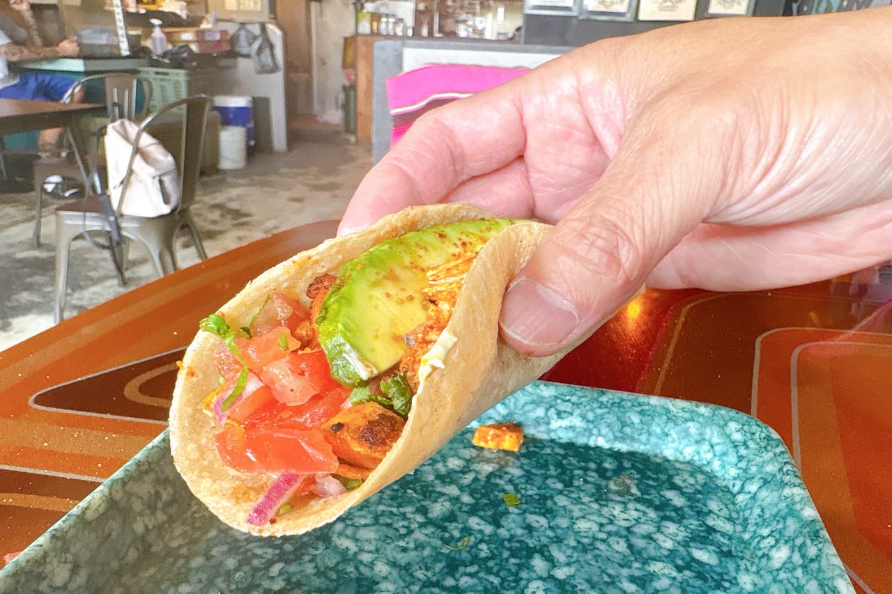 本格メキシコ料理とストリートカルチャーの世界観も楽しめる「TACO MARIA（タコマリア）」（宜野湾市）