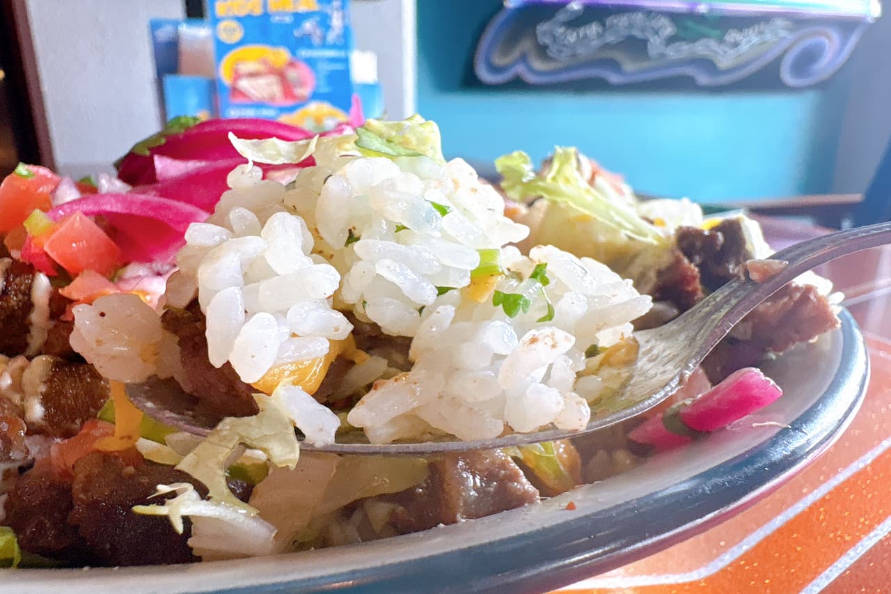 本格メキシコ料理とストリートカルチャーの世界観も楽しめる「TACO MARIA（タコマリア）」（宜野湾市）