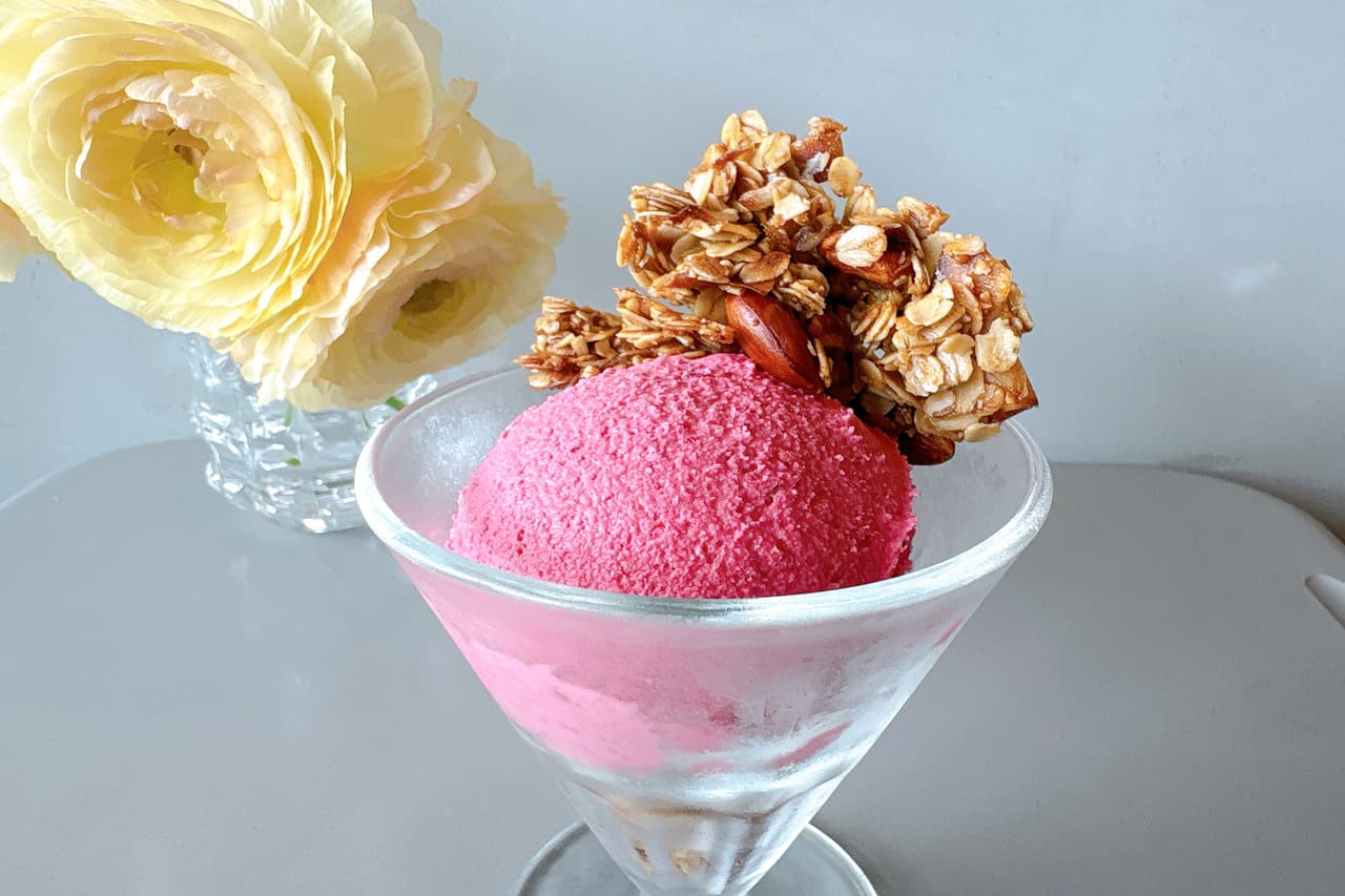 え、これ本当に乳製品不使用！？なめらかでクリーミー「THREE STARS ICE CREAM（スリー スターズ アイスクリーム）」のヴィーガンアイスクリーム（北谷町）