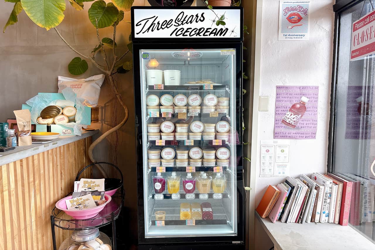 え、これ本当に乳製品不使用！？なめらかでクリーミー「THREE STARS ICE CREAM（スリー スターズ アイスクリーム）」のヴィーガンアイスクリーム（北谷町）