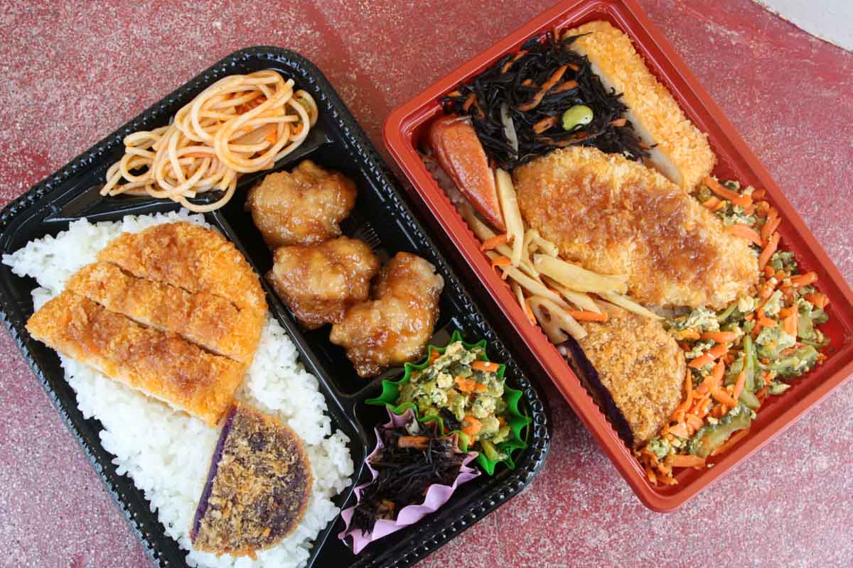 野菜とお肉の黄金バランス！新天地市場通りで見つけた「ミトチャキッチン」の具だくさん＆絶品うちなー弁当（那覇市）