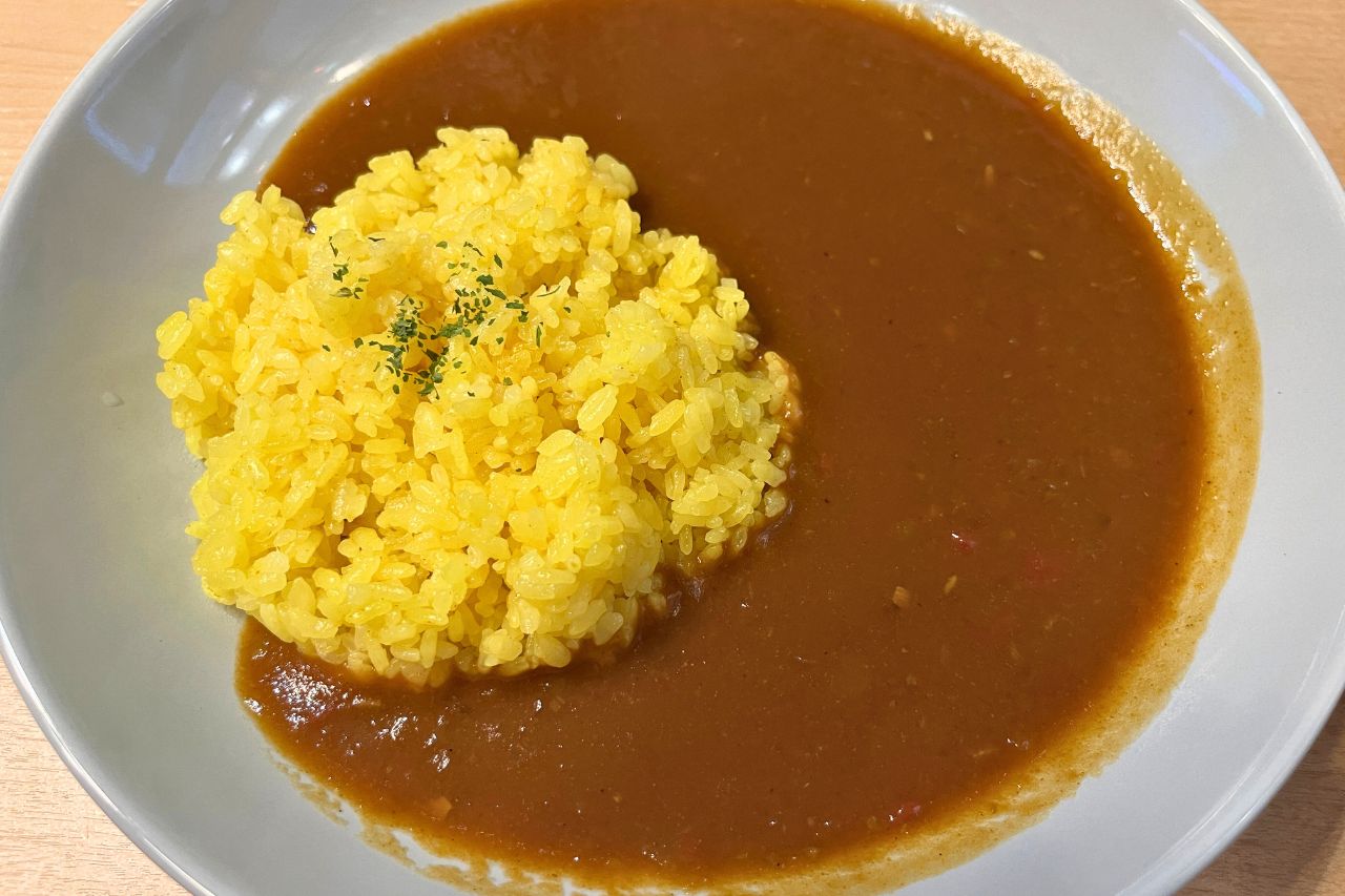 食べて、遊んで、大満足！「okinawan tacos FLAMINGO」で味わう、こだわりタコスとタコライス（宜野湾市）