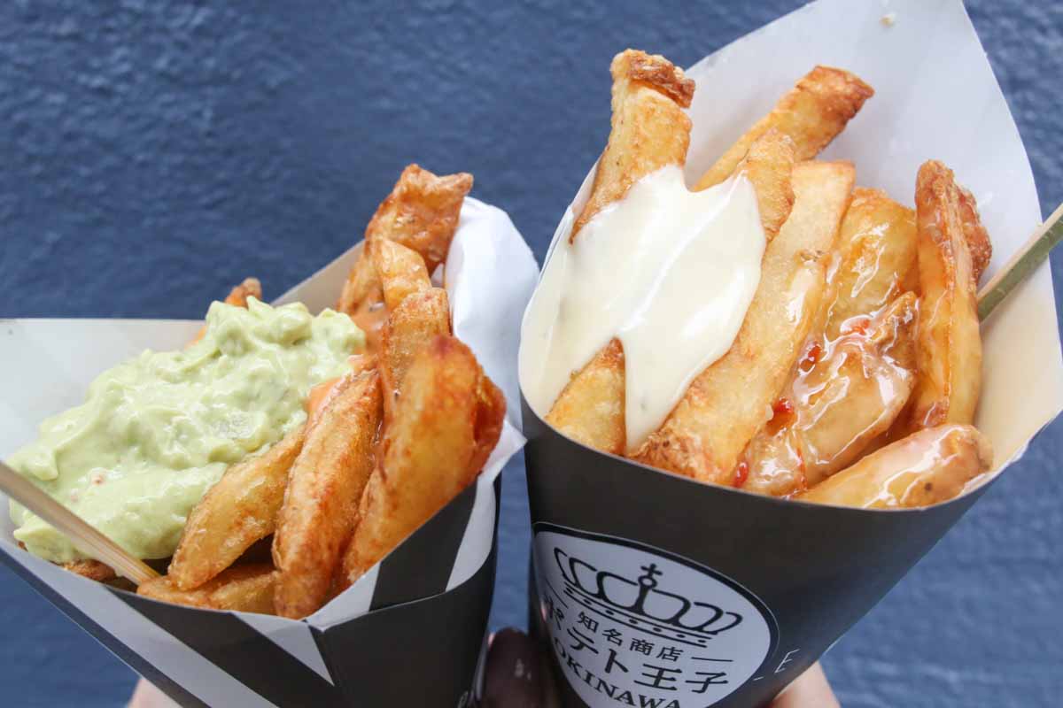 自分好みにカスタマイズ！沖縄唯一のベルギー式フライドポテト専門店「ポテト王子」で味わう熱々サクホク生ポテトとこだわりディップソース（那覇市）