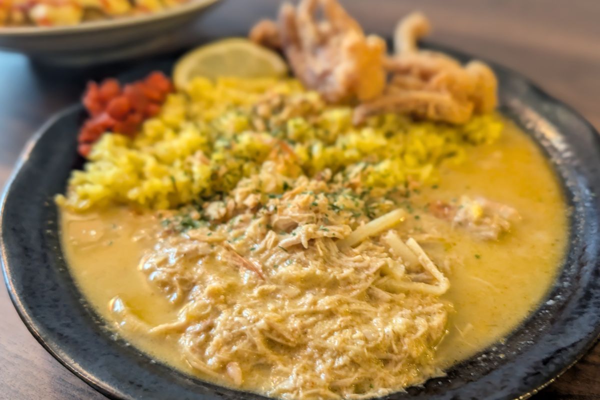 下北沢のDNAが沖縄で開花。スパイスと感性が共鳴する新たなカレー体験『Spice Studio るゥ～』（那覇）