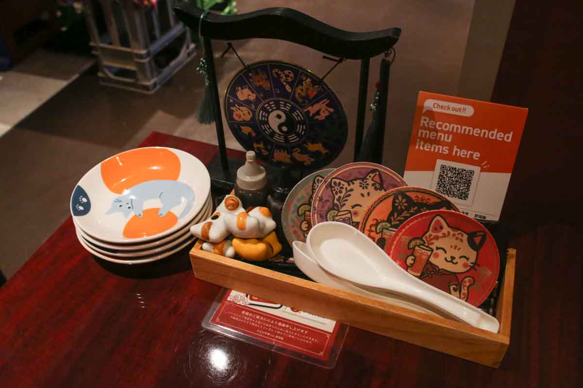 1980円で点心食べ放題だにゃ！「ひとくち中華バル 猫茶楼」の絶品飲茶ランチであふれる肉汁に溺れる中華タイムを（那覇市）