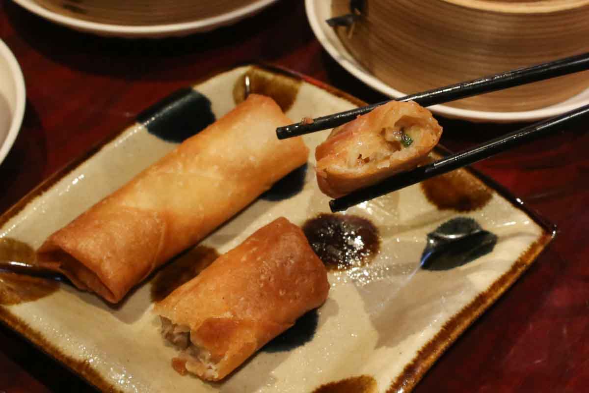 1980円で点心食べ放題だにゃ！「ひとくち中華バル 猫茶楼」の絶品飲茶ランチであふれる肉汁に溺れる中華タイムを（那覇市）