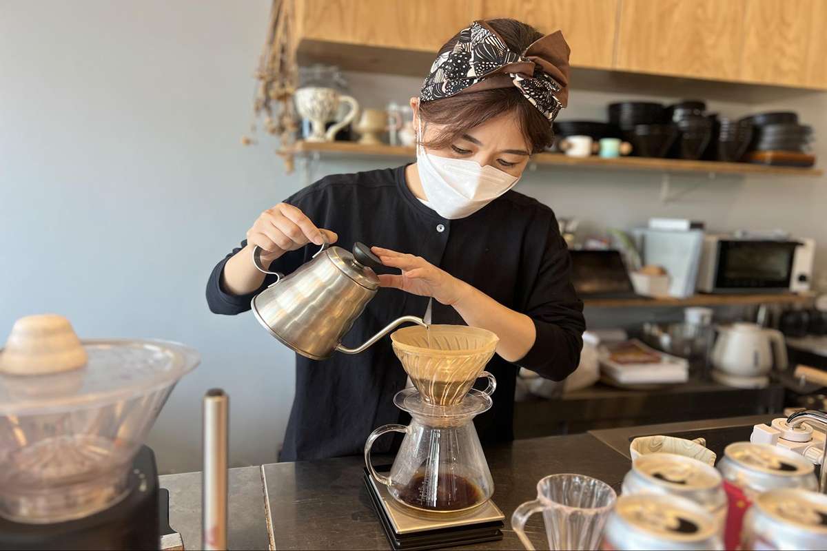 カフェのように落ち着けて、食堂のように気軽に。沖縄そば&カフェ「nomacloset（ノマクロ）」（西原町）