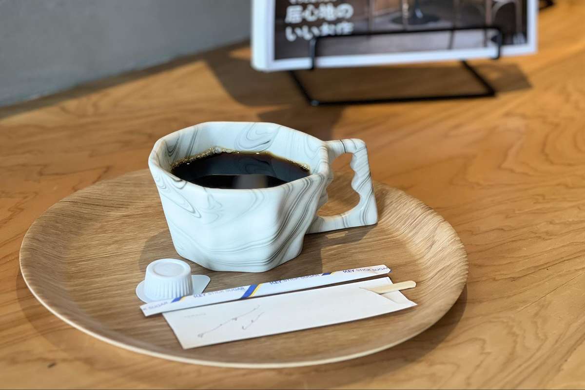 カフェのように落ち着けて、食堂のように気軽に。沖縄そば&カフェ「nomacloset（ノマクロ）」（西原町）