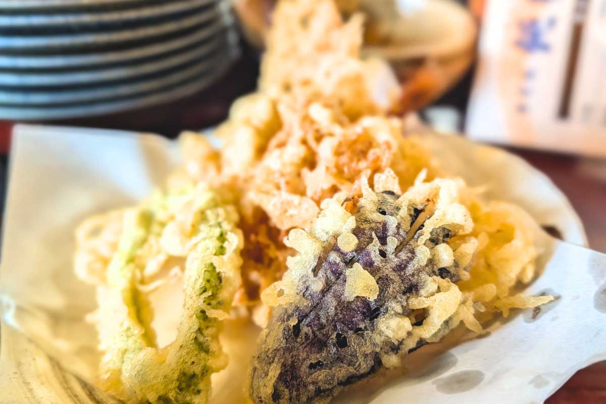 決め手は愛情！ツヤとコシがたまらない細うどん「うどん飩棒（とんぼ）」（今帰仁村）