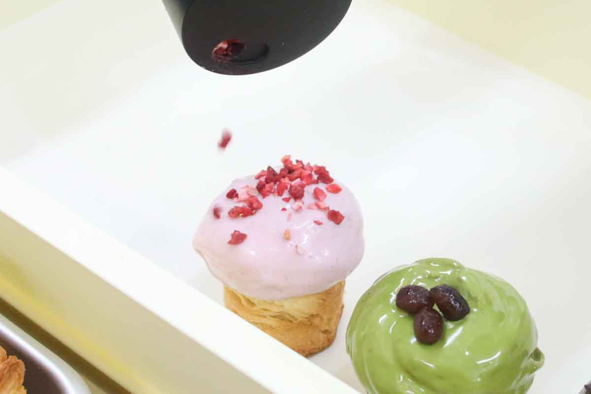 9月下旬までの限定！「100日だけの北海道クロフィン発酵ミルクバター本舗 by TonyBake 沖縄那覇店」で味わうクリームたっぷりサクふわクロフィン（那覇市）