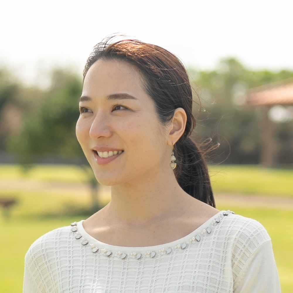 前山 結女