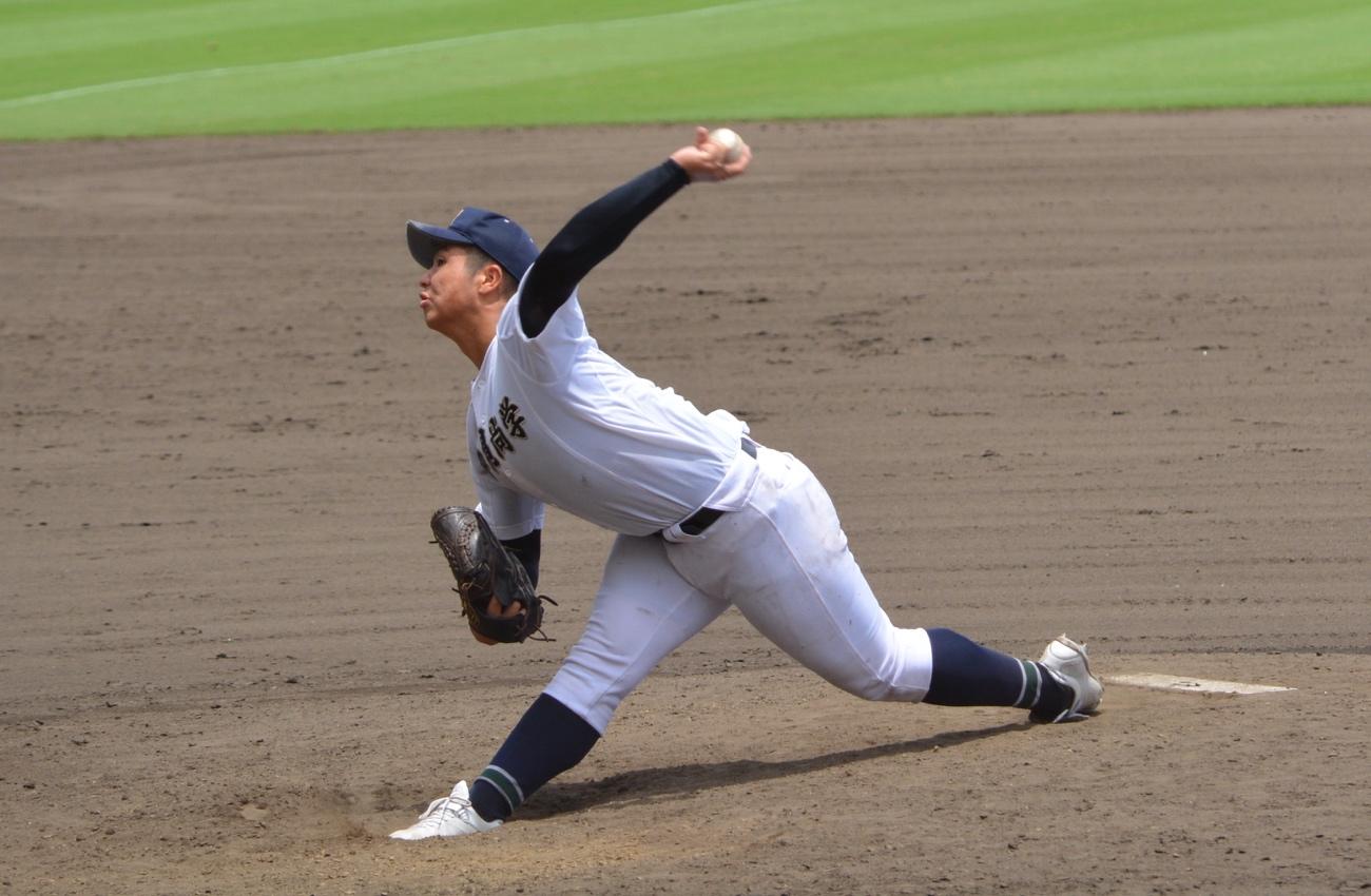 招待試合で沖縄尚学は智辯学園と4対4のドロー。この日も登板しなかった末吉良丞は夏の大会に間に合うのか。