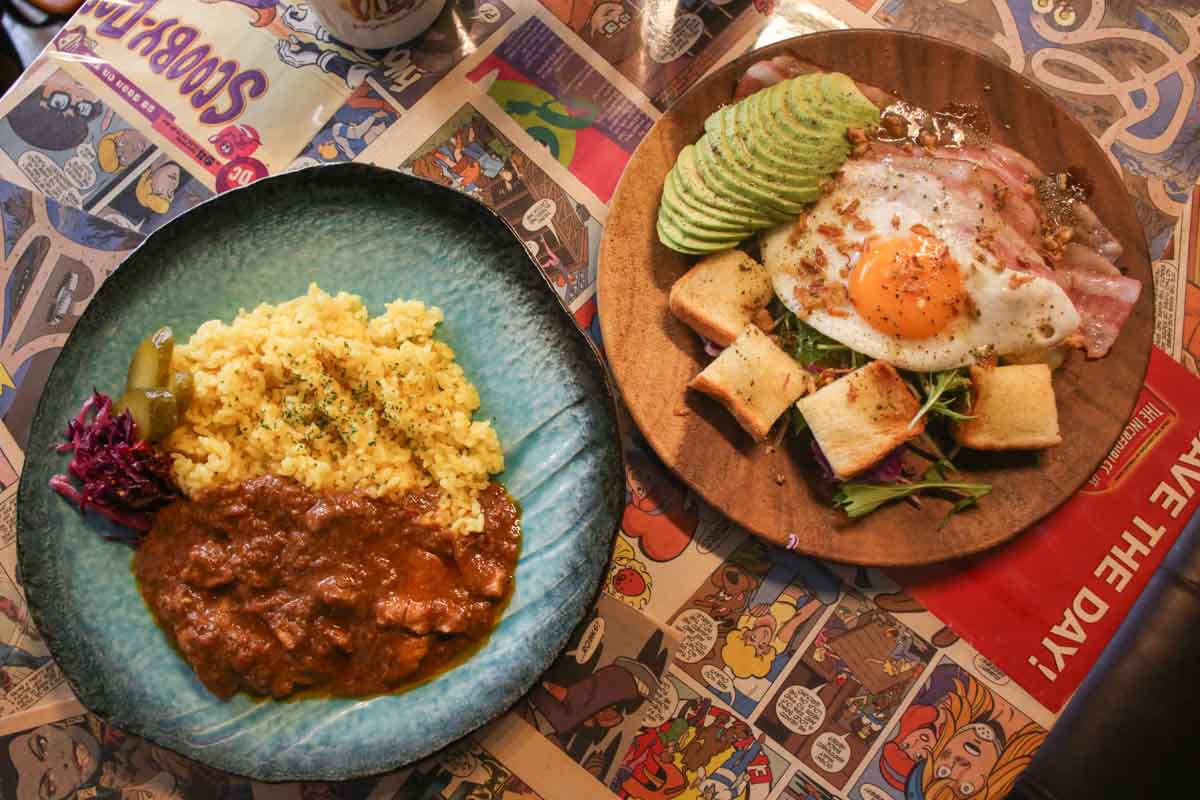 ランチはもちろん“夜カフェ”にも！カフェ飯の域を超える贅沢アボカドトースト＆映えドーナツ「surf cafe ulu Okinawa base」（那覇市）