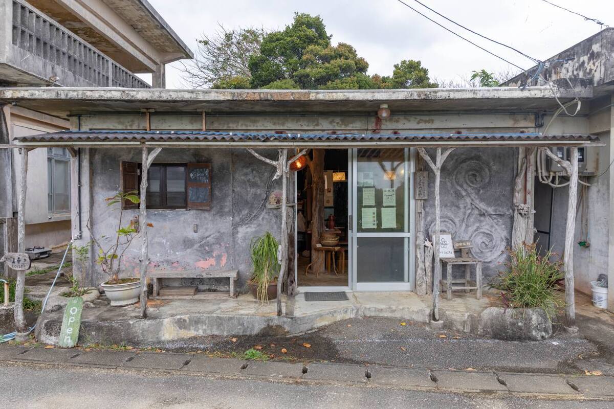 “知る人ぞ知る”一軒！10月まで期間限定！宮古島素材で作る”体にやさしいかき氷”「ぐるぐるめんや」（宮古島）