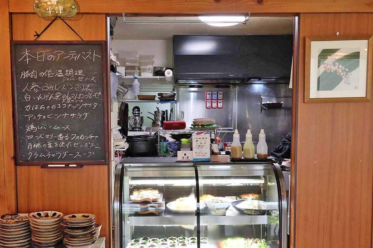 地元客9割！沖縄県民がリピートする元ホテル料理長の本格イタリアン「古民家レストラン平津」（名護市）