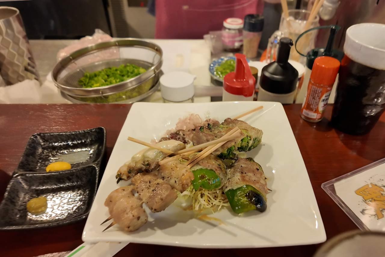 鶏だし塩おでん＆店主自慢の“イケ麺”料理で夏バテを吹き飛ばせ！リニューアルした「栄町酒場うおらん」へ（那覇市）
