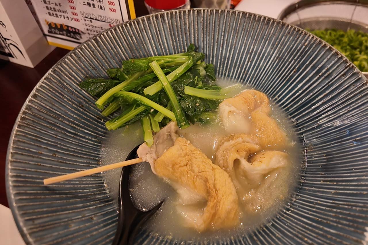 鶏だし塩おでん＆店主自慢の“イケ麺”料理で夏バテを吹き飛ばせ！リニューアルした「栄町酒場うおらん」へ（那覇市）